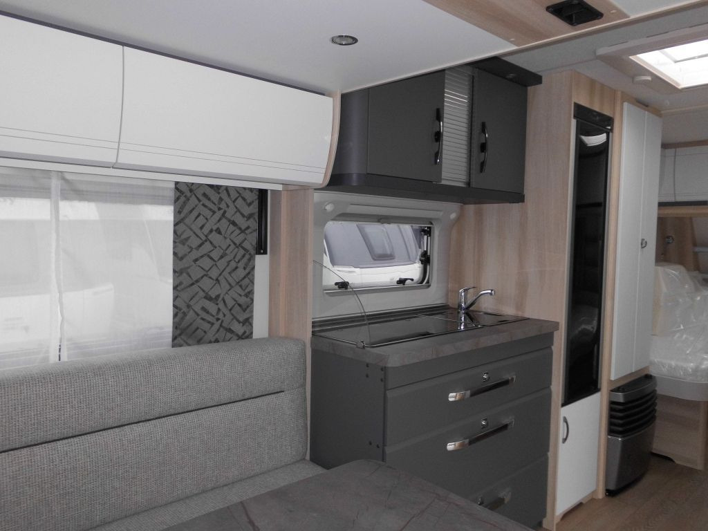 Caravane neuf Hobby De Luxe 515 UHL 2025 2000kg. AUTARK AMBIENTE: photos 20