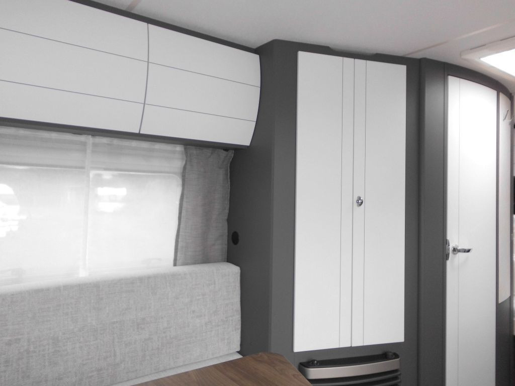 Caravane Hobby Excellent Edition 495 UL 2026 AUTARK 1800kg. ROL: photos 10 Caravane Hobby Excellent Edition 495 UL 2026 AUTARK 1800kg. ROL: photos 10