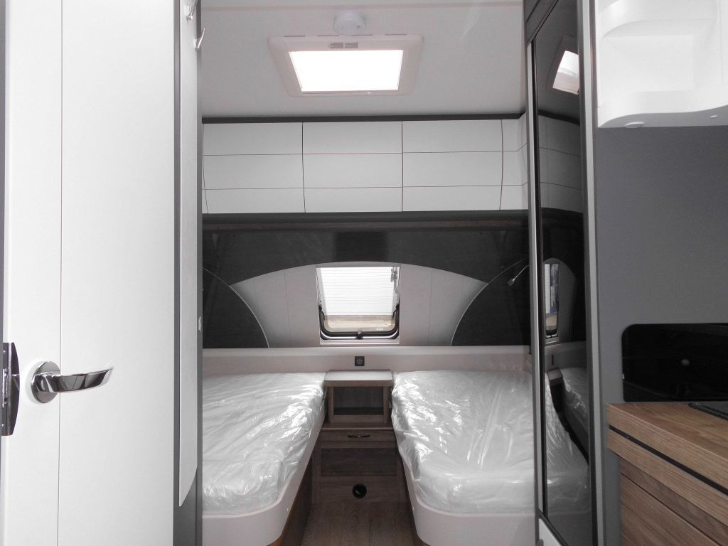 Caravane Hobby Excellent Edition 495 UL 2026 AUTARK 1800kg. ROL: photos 9 Caravane Hobby Excellent Edition 495 UL 2026 AUTARK 1800kg. ROL: photos 9