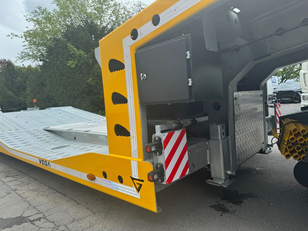Vega Arla ZINK+LUFT+LED+Winde - Semi-remorque porte-voitures: photos 5 Vega Arla ZINK+LUFT+LED+Winde - Semi-remorque porte-voitures: photos 5