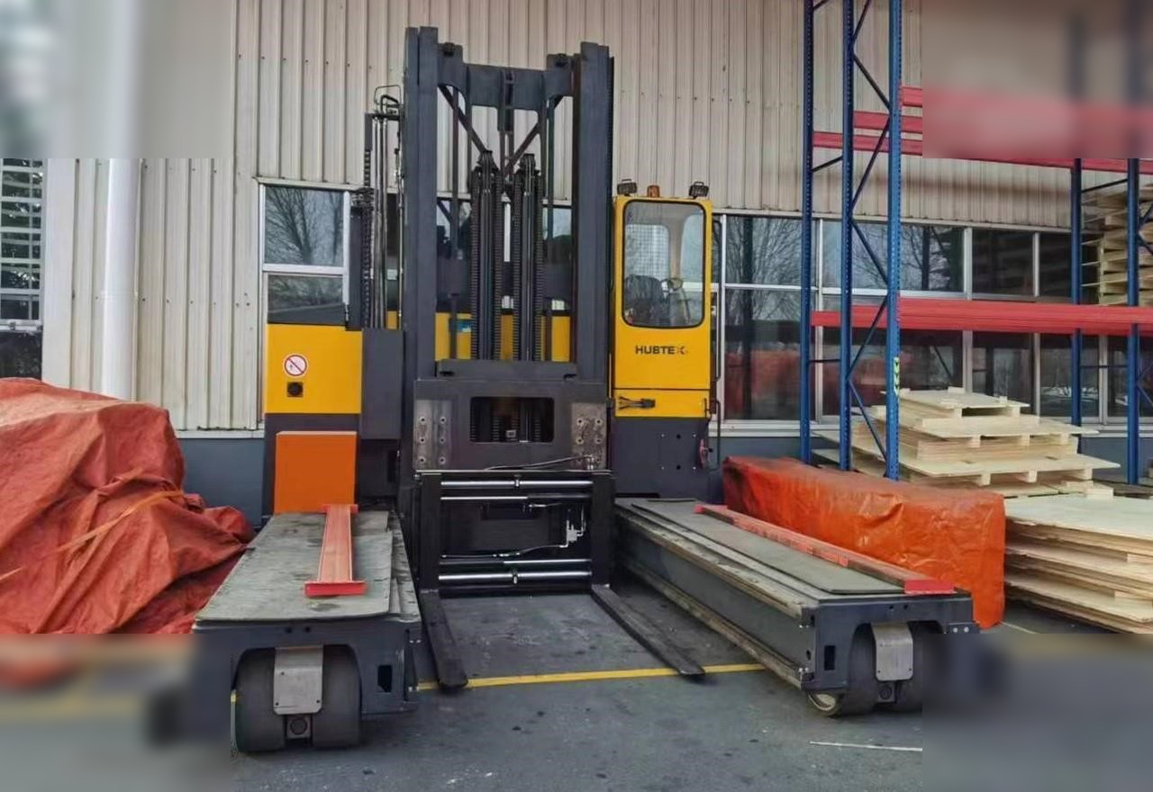 2017 HUBTEX MQ130 - Chariot latéral: photos 1 2017 HUBTEX MQ130 - Chariot latéral: photos 1