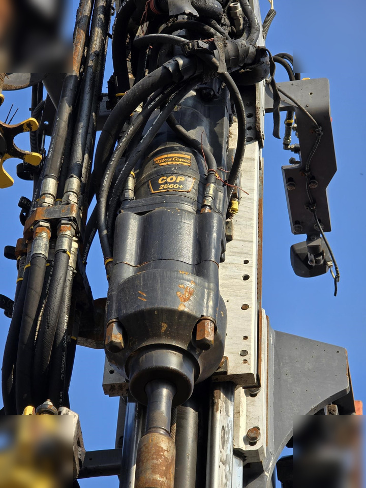 2020 ATLAS COPCO FLEXIROC T40 - Foreuse: photos 3 2020 ATLAS COPCO FLEXIROC T40 - Foreuse: photos 3