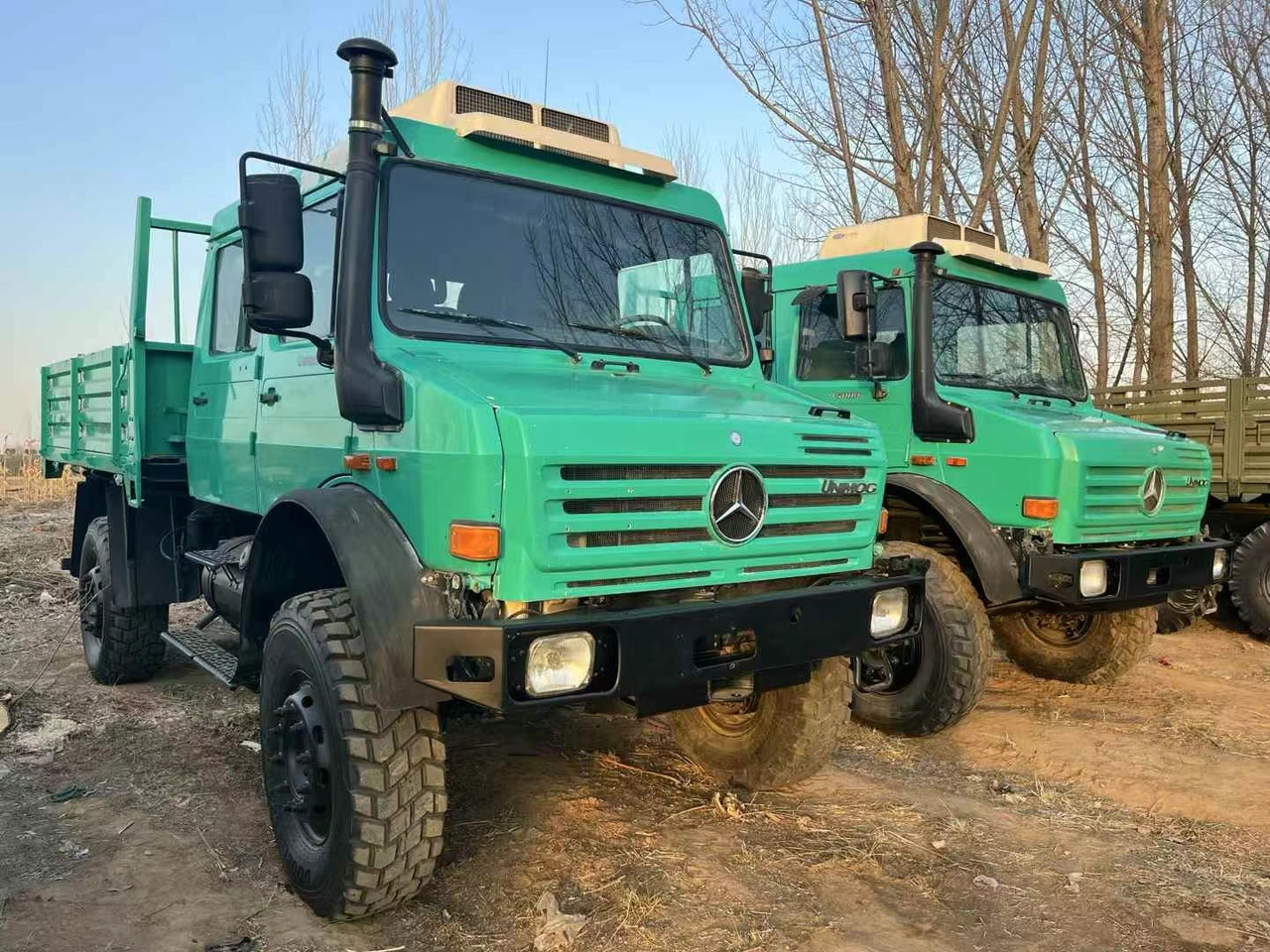 MERCEDES-BENZ UNIMOG U5000 - Camion: photos 2 MERCEDES-BENZ UNIMOG U5000 - Camion: photos 2