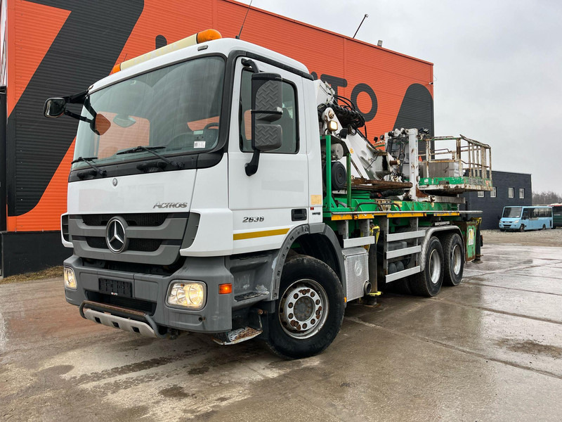Mercedes-Benz Actros 2636 6x4 Esslift 1000 / lifting cylinders missing ! - Camion, Camion grue: photos 2 Mercedes-Benz Actros 2636 6x4 Esslift 1000 / lifting cylinders missing ! - Camion, Camion grue: photos 2
