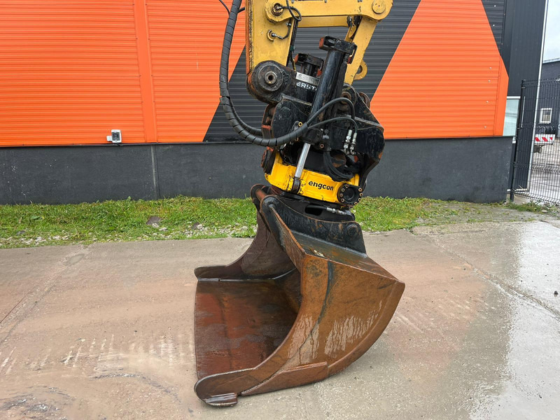 Pelle sur chenille Caterpillar 320 E 3D / ROTOTILT / CENTRAL LUBRICATION / 3D / AC: photos 9