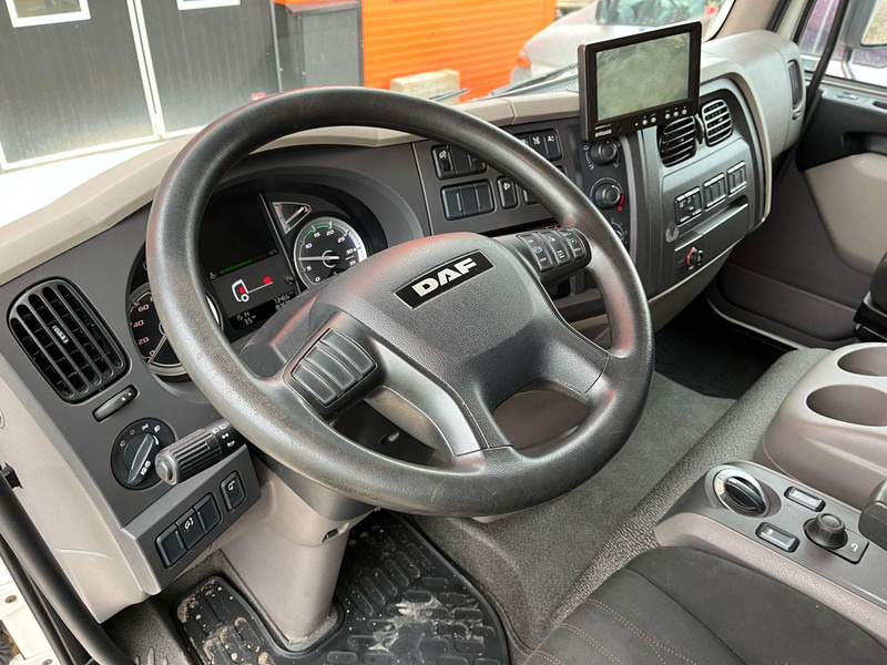 Photo d'intérieur 1: DAF LF 180 4x2 V-800MAX / BOX L=6015 mm - crédit-bail DAF LF 180 4x2 V-800MAX / BOX L=6015 mm