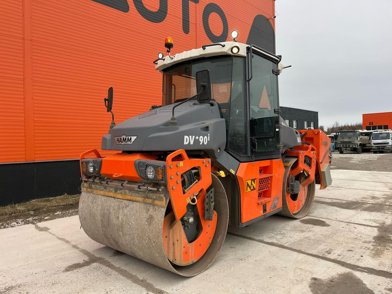 Hamm DV+ 90i VO-S Sand spreader BSWA 1700 - Compacteur: photos 2 Hamm DV+ 90i VO-S Sand spreader BSWA 1700 - Compacteur: photos 2