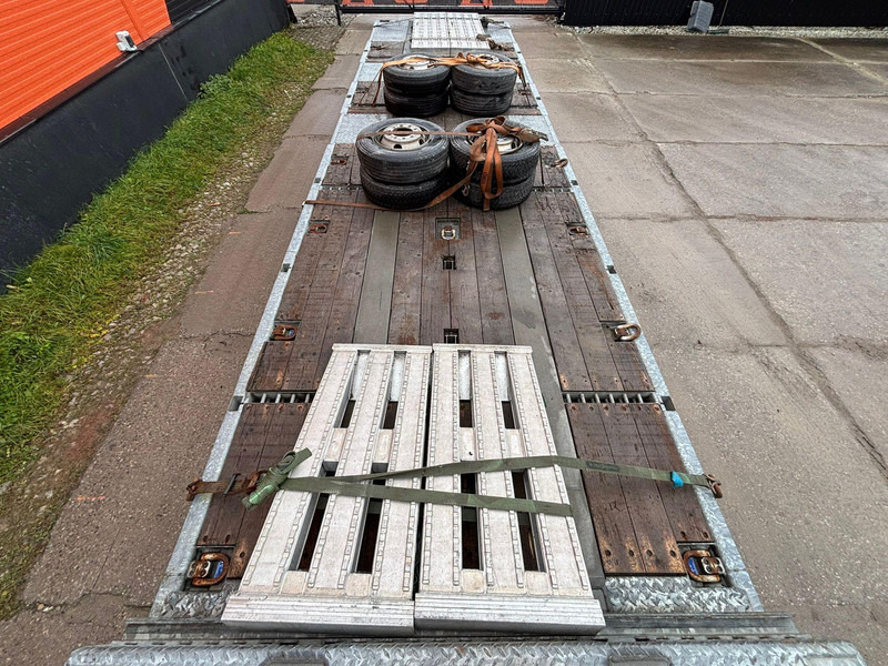 Semi-remorque surbaissé Humbaur HTS30 SCHRAG SAF AXLES / REAR AXLE STEERING: photos 11 Semi-remorque surbaissé Humbaur HTS30 SCHRAG SAF AXLES / REAR AXLE STEERING: photos 11