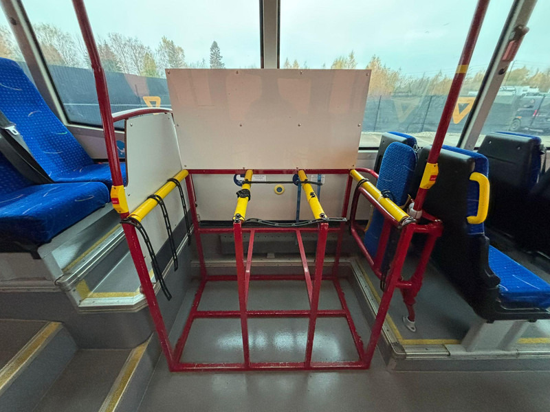 Bus urbain IRISBUS Crossway LE 4x2 41 SEATS / AC / AUXILIARY HEATING / WHEELCHAIR RAMP: photos 15