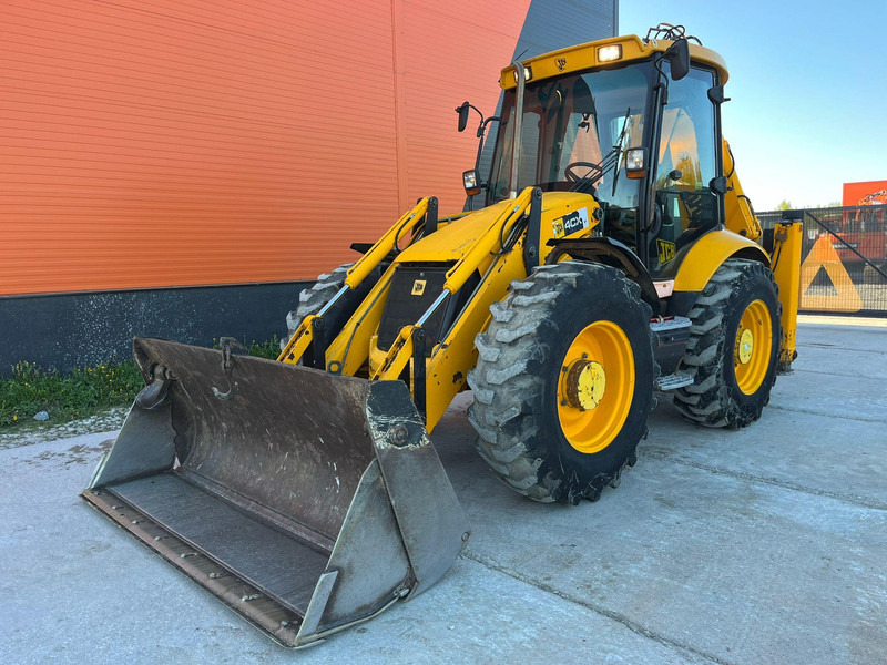 JCB 4 CX 4x4 - Tractopelle: photos 2 JCB 4 CX 4x4 - Tractopelle: photos 2