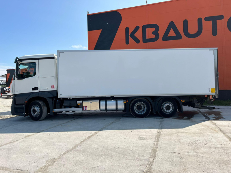 Camion fourgon Mercedes-Benz Actros 2545 6x2 BOX L=7526 mm: photos 8