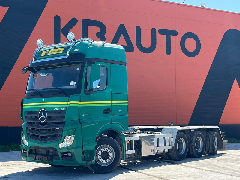 Mercedes-Benz Actros 3563 8x4*4 RETARDER / CHASSIS L=7358 mm - Châssis cabine: photos 1 Mercedes-Benz Actros 3563 8x4*4 RETARDER / CHASSIS L=7358 mm - Châssis cabine: photos 1