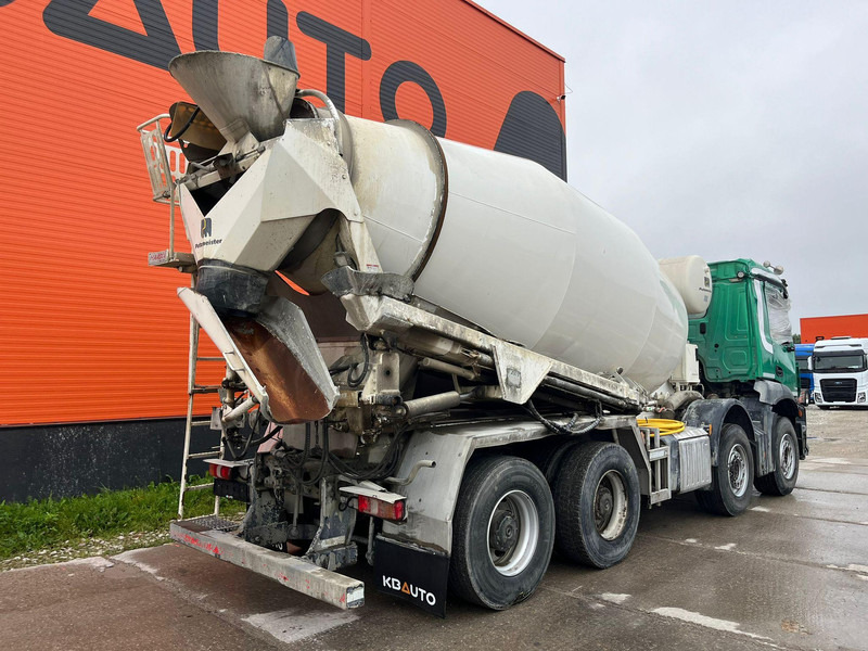 Mercedes-Benz Arocs 3246 8x4 DAMAGED ! / INTERMIX 10 m3 - Camion malaxeur: photos 5 Mercedes-Benz Arocs 3246 8x4 DAMAGED ! / INTERMIX 10 m3 - Camion malaxeur: photos 5