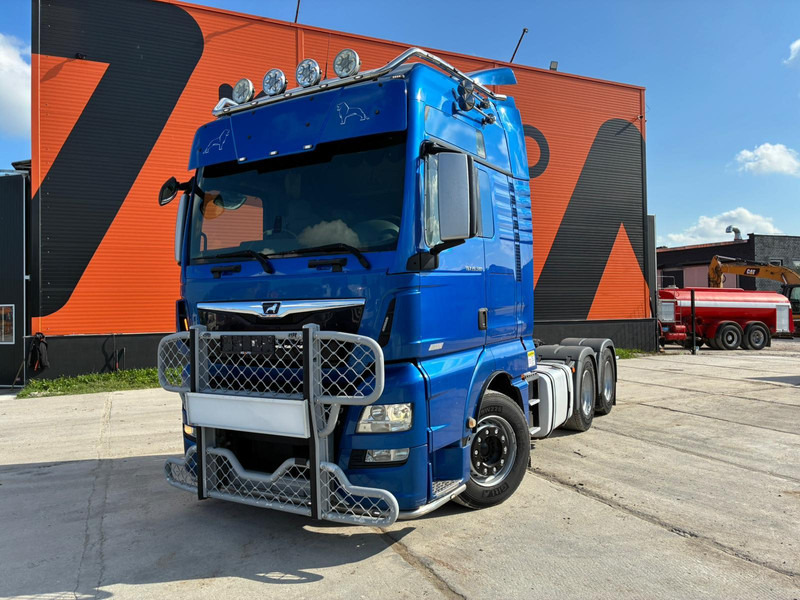 MAN TGX 28.580 6x2 XXL CAB / INTARDER / DOUBLE BOGIE - Tracteur routier: photos 2 MAN TGX 28.580 6x2 XXL CAB / INTARDER / DOUBLE BOGIE - Tracteur routier: photos 2