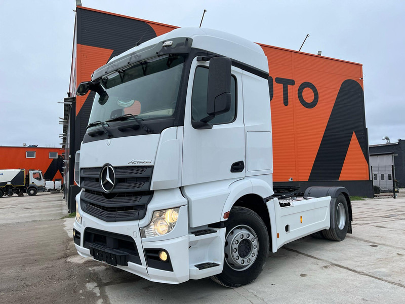 Mercedes-Benz Actros 1842 4x2 STREAM SPACE / RETARDER - Tracteur routier: photos 2 Mercedes-Benz Actros 1842 4x2 STREAM SPACE / RETARDER - Tracteur routier: photos 2