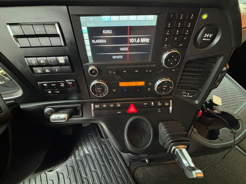 Tracteur routier Mercedes-Benz Actros 2663 6x4 GIGASPACE / RETARDER / PTO: photos 18