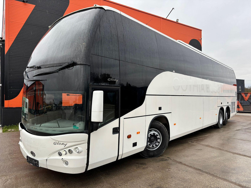Volvo B12B Beulas Glory 6x2*4 61 SEATS / AC / AUXILIARY HEATING / WC - Autocar: photos 3 Volvo B12B Beulas Glory 6x2*4 61 SEATS / AC / AUXILIARY HEATING / WC - Autocar: photos 3