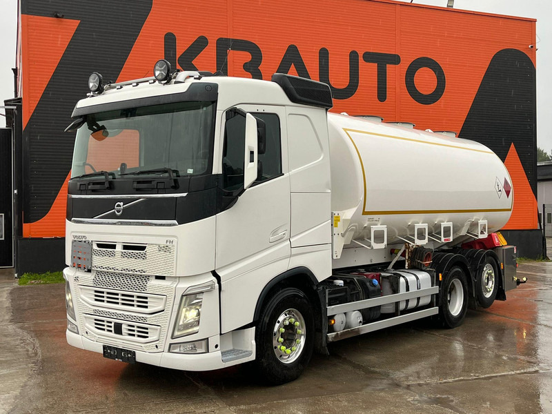 Volvo FH 500 6x2 TANK 22150 l / 6950+4700+4650+5850 l - Camion citerne: photos 1 Volvo FH 500 6x2 TANK 22150 l / 6950+4700+4650+5850 l - Camion citerne: photos 1