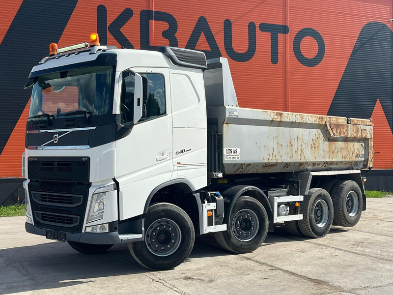 Volvo FH 540 8x4 RETARDER / TANDEM AXLE LIFT / BOX L=5501 mm - Camion benne: photos 1 Volvo FH 540 8x4 RETARDER / TANDEM AXLE LIFT / BOX L=5501 mm - Camion benne: photos 1