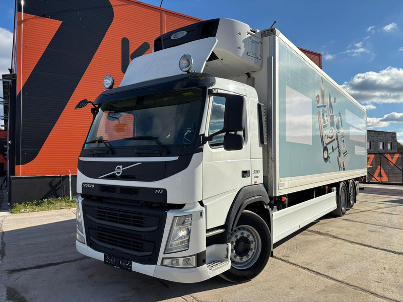 Volvo FM 330 6x2*4 Carrier Supra 1250 Mt / BOX L=9663 mm - Camion frigorifique: photos 2 Volvo FM 330 6x2*4 Carrier Supra 1250 Mt / BOX L=9663 mm - Camion frigorifique: photos 2