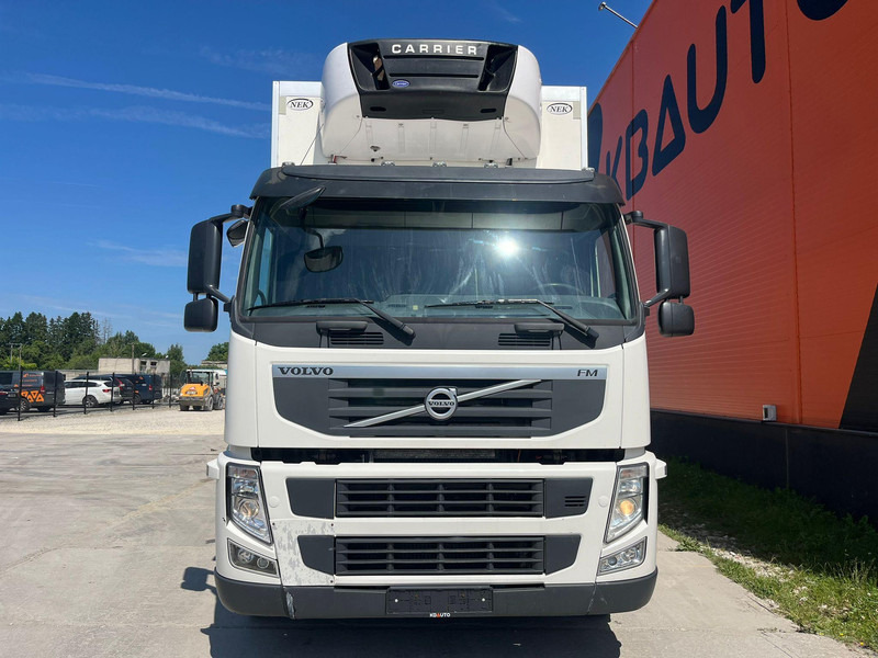 Volvo FM 420 6x2*4 SUPRA 850 / BOX L=9105 mm - Camion frigorifique: photos 3 Volvo FM 420 6x2*4 SUPRA 850 / BOX L=9105 mm - Camion frigorifique: photos 3
