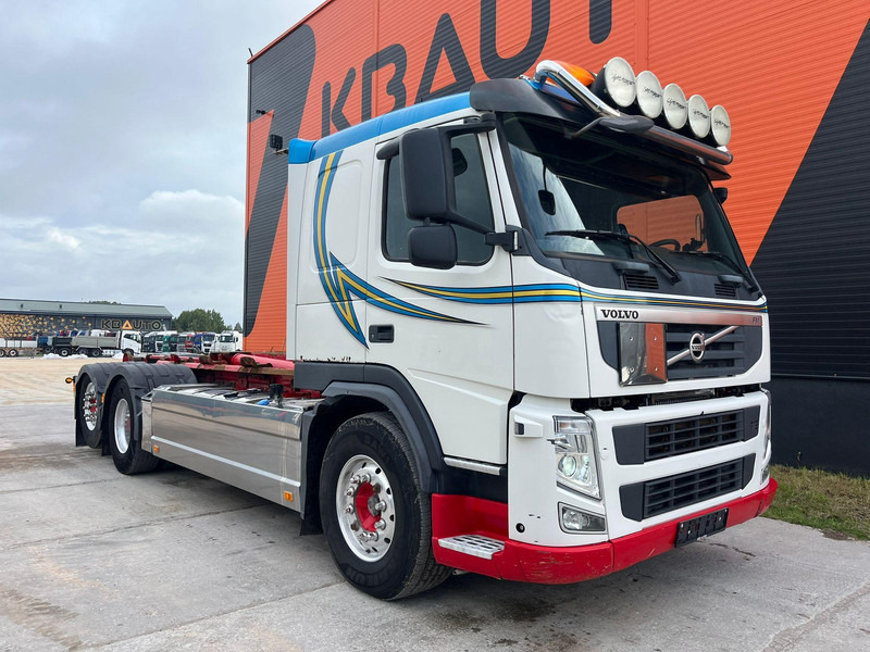 Volvo FM 500 6x2*4 HIAB 20 TON / L= 5300 mm - Camion ampliroll: photos 3 Volvo FM 500 6x2*4 HIAB 20 TON / L= 5300 mm - Camion ampliroll: photos 3