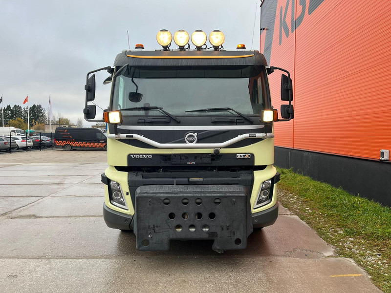 Volvo FMX 500 8x4*4 UNDERBODY SCRAPER / SNOWPLOW EQUIPMENT / BOX L=6203 mm - Camion benne: photos 3 Volvo FMX 500 8x4*4 UNDERBODY SCRAPER / SNOWPLOW EQUIPMENT / BOX L=6203 mm - Camion benne: photos 3