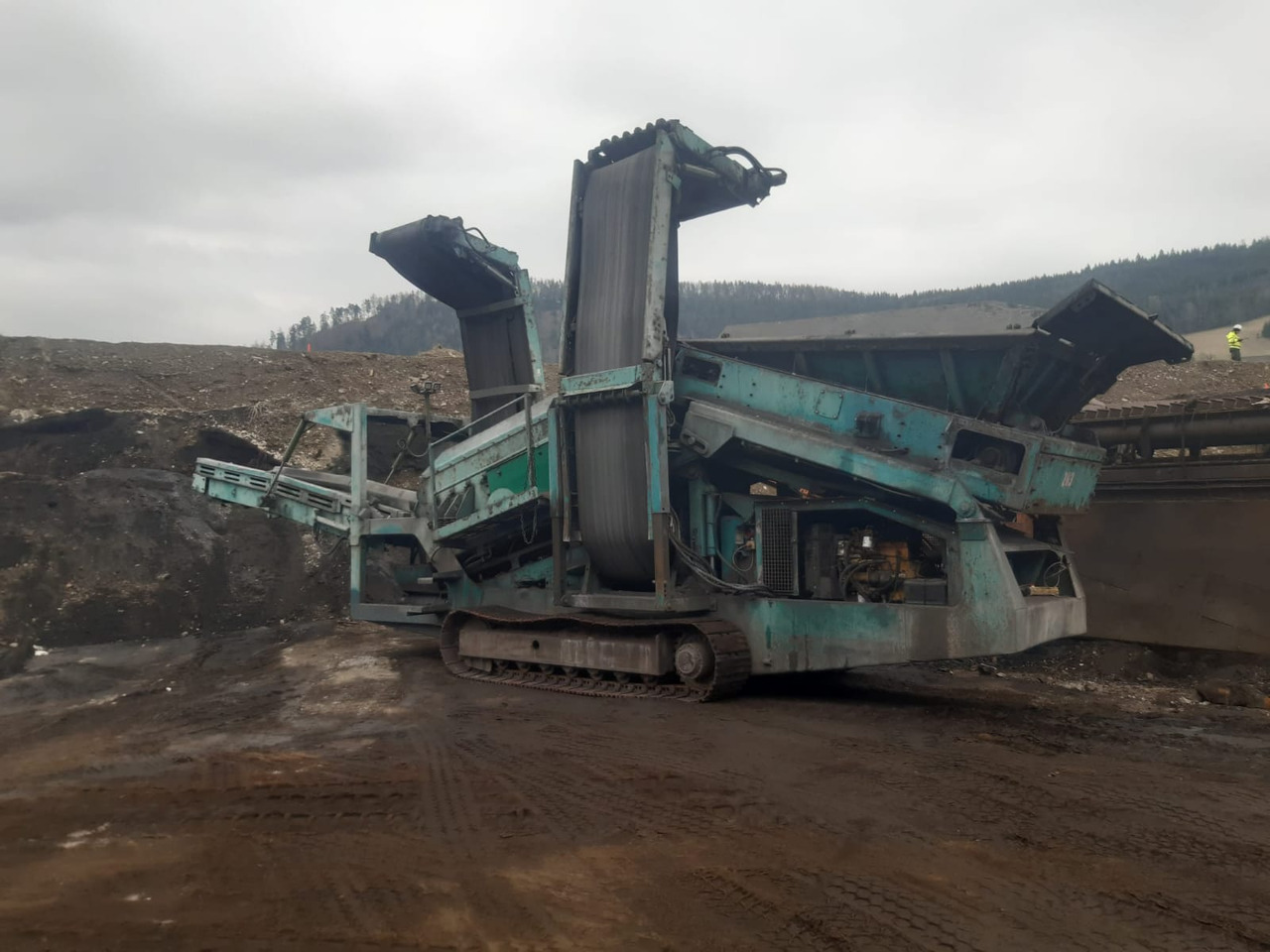 POWERSCREEN Warrior 1400 - Crible: photos 1 POWERSCREEN Warrior 1400 - Crible: photos 1