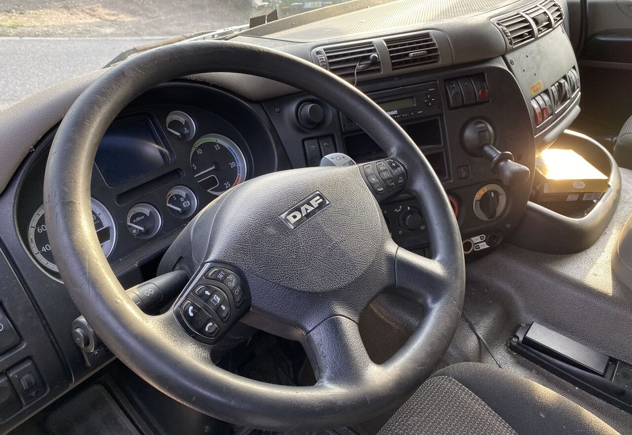 Camion plateau, Camion grue DAF CF 85 410: photos 8 Camion plateau, Camion grue DAF CF 85 410: photos 8