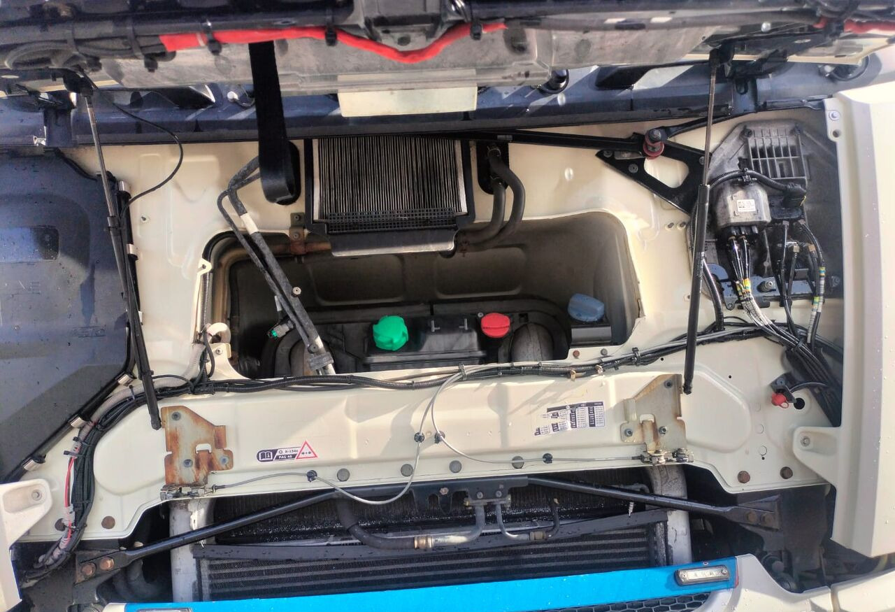 Tracteur routier DAF XF 460: photos 15