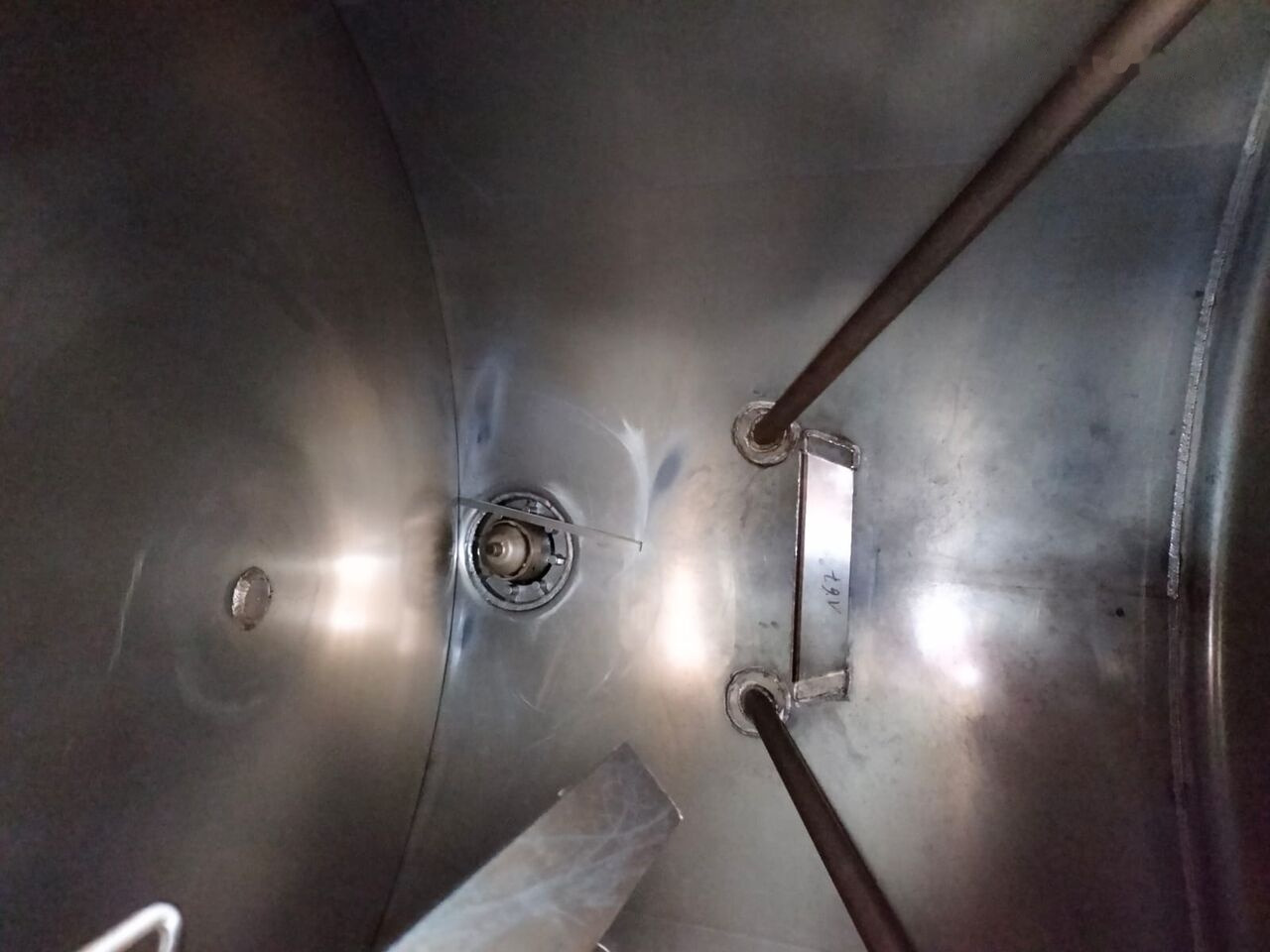 Semi-remorque citerne pour transport de carburant Trailor TX34: photos 10 Semi-remorque citerne pour transport de carburant Trailor TX34: photos 10