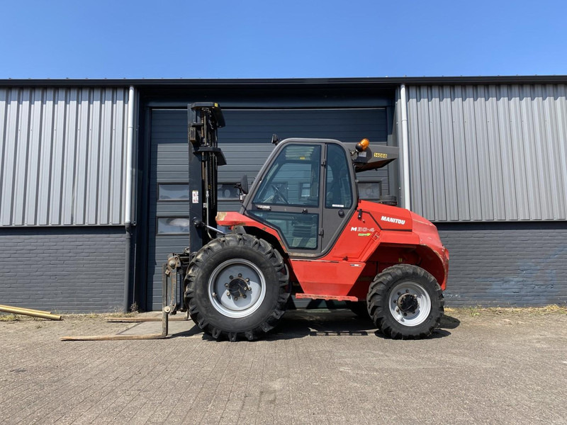 Manitou M 30-4 ST3B ST3B - Chariot tout terrain: photos 2 Manitou M 30-4 ST3B ST3B - Chariot tout terrain: photos 2