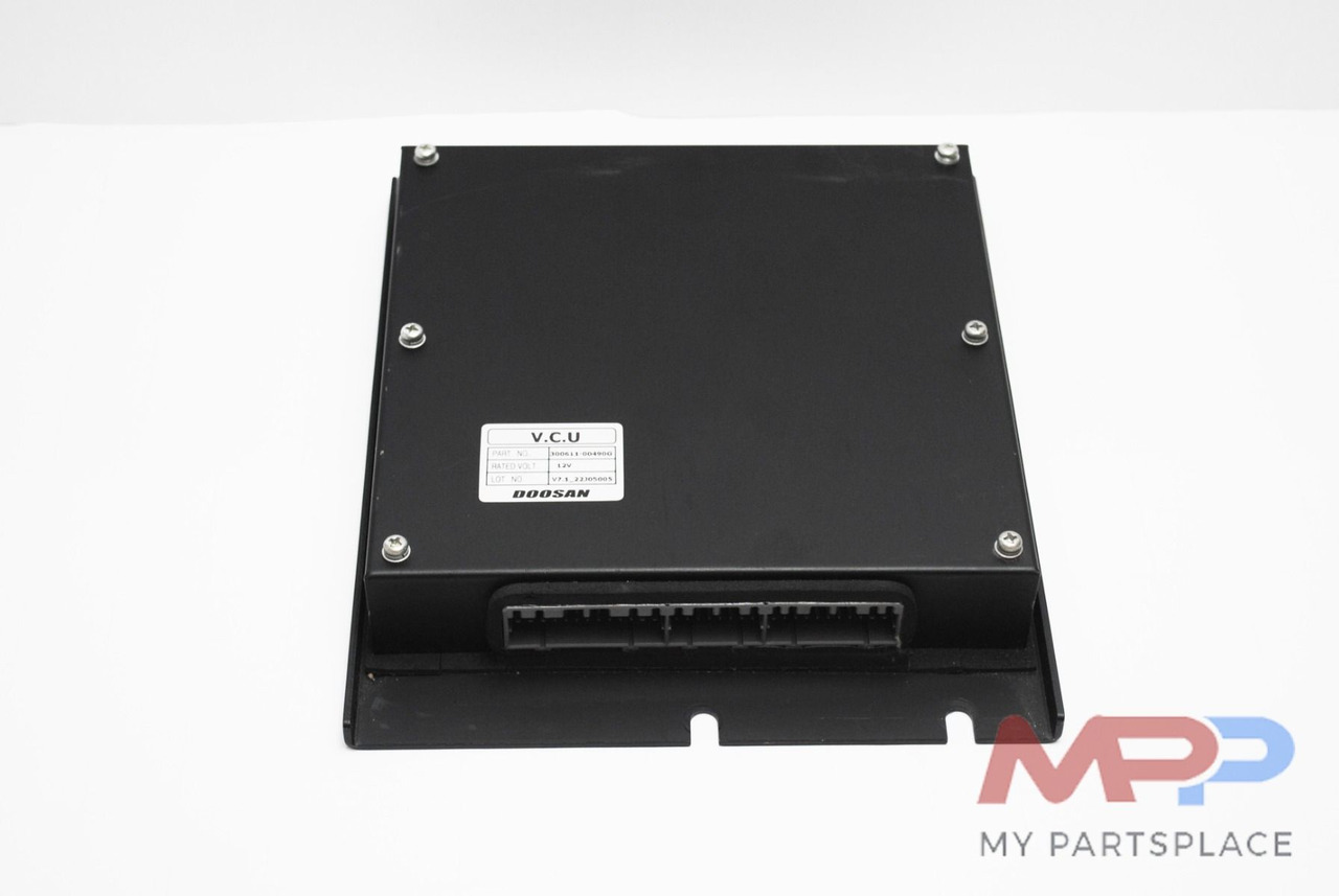 Controller vcu Doosan 300611-00490G 12V - Bloc de gestion pour Engins de chantier: photos 2 Controller vcu Doosan 300611-00490G 12V - Bloc de gestion pour Engins de chantier: photos 2