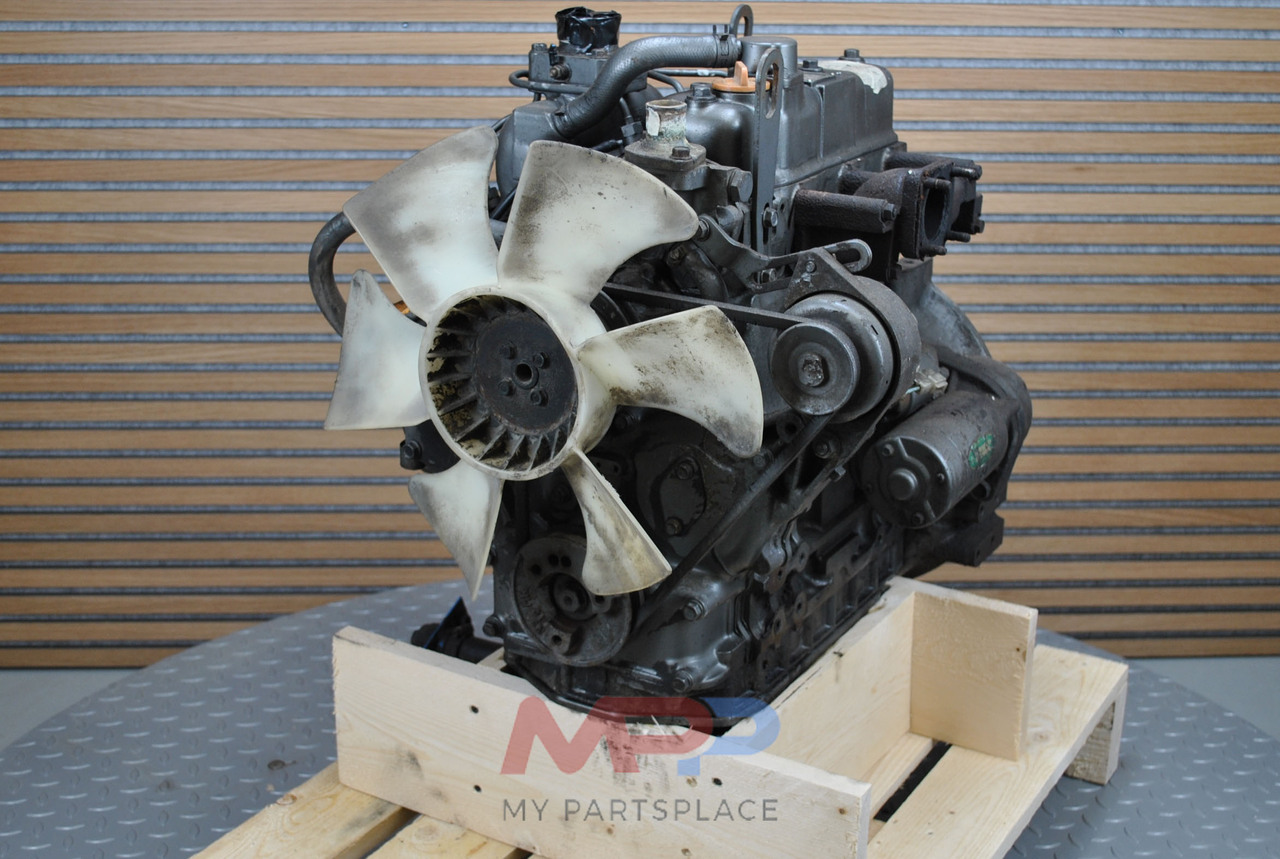 ISUZU 3CD1 - Moteur pour Machine agricole: photos 1 ISUZU 3CD1 - Moteur pour Machine agricole: photos 1