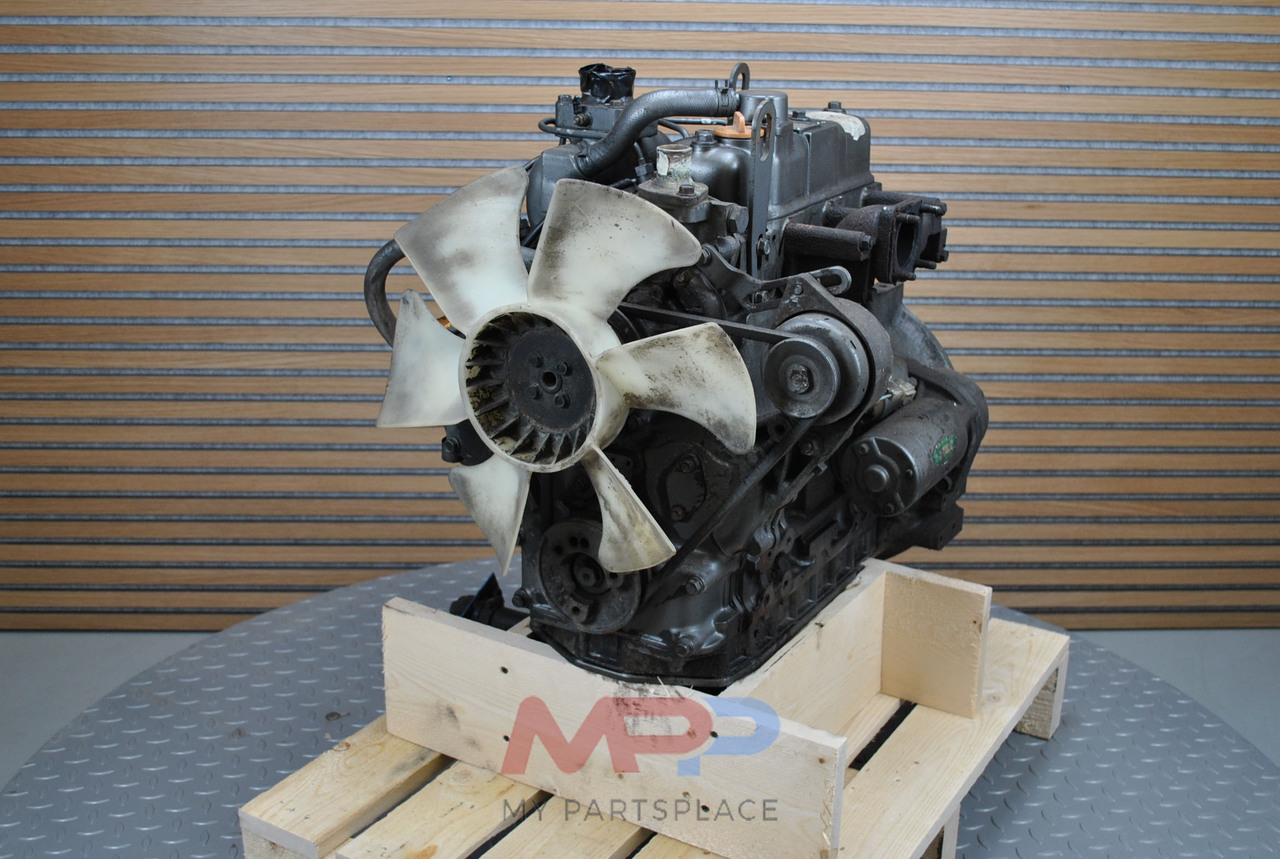 ISUZU 3CD1 - Moteur pour Machine agricole: photos 2 ISUZU 3CD1 - Moteur pour Machine agricole: photos 2
