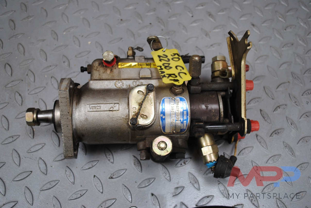 Injectiepomp Mitsubishi S4S - Pompe à carburant: photos 1 Injectiepomp Mitsubishi S4S - Pompe à carburant: photos 1