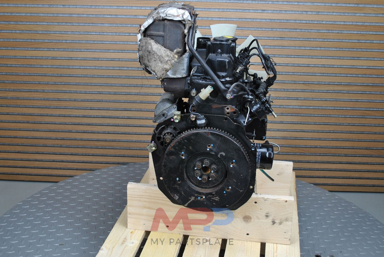 Shibaura Shibaura S723 - Moteur: photos 3 Shibaura Shibaura S723 - Moteur: photos 3