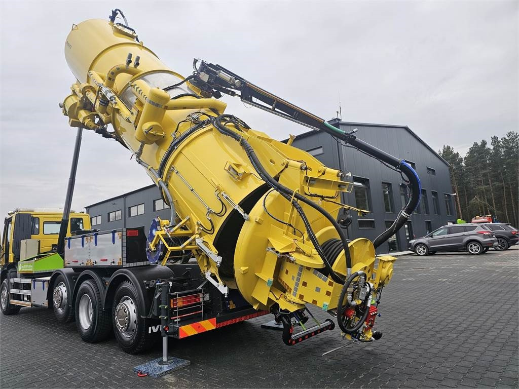 Camion hydrocureur Iveco RAVO WUKO FOR CHANNEL CLEANING druck saug kanal: photos 33 Camion hydrocureur Iveco RAVO WUKO FOR CHANNEL CLEANING druck saug kanal: photos 33