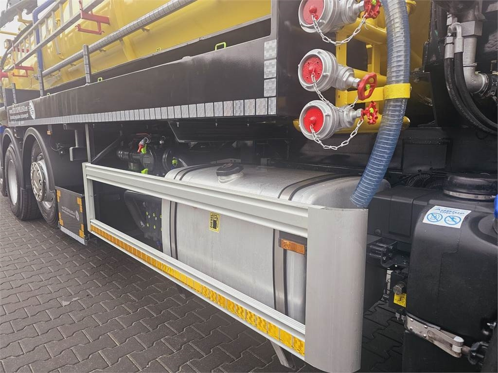 Camion hydrocureur Iveco RAVO WUKO FOR CHANNEL CLEANING druck saug kanal: photos 27 Camion hydrocureur Iveco RAVO WUKO FOR CHANNEL CLEANING druck saug kanal: photos 27