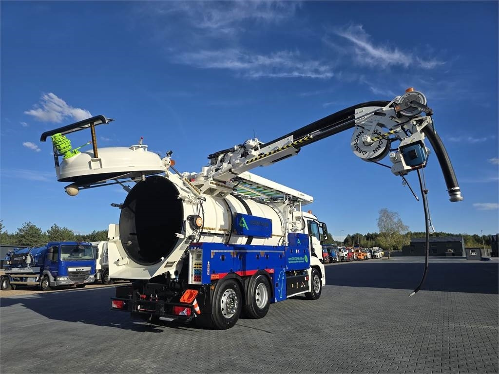 MAN ASSMANN ADR KOMBI FOR CLEANING CANALS WUKO  - Camion hydrocureur: photos 1 MAN ASSMANN ADR KOMBI FOR CLEANING CANALS WUKO  - Camion hydrocureur: photos 1