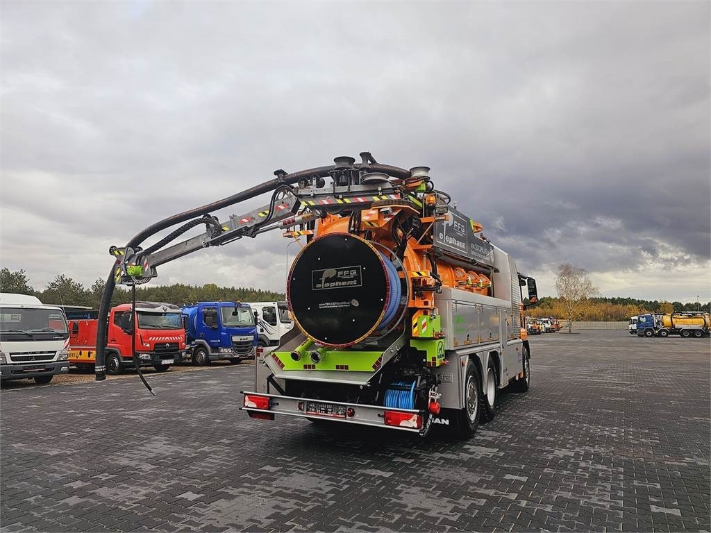 MAN FFG ELEPHANT WUKO COMBI FOR DUCT CLEANING - Camion hydrocureur: photos 3 MAN FFG ELEPHANT WUKO COMBI FOR DUCT CLEANING - Camion hydrocureur: photos 3