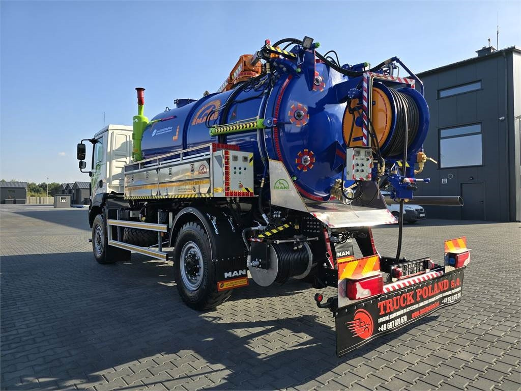 MAN TGM 4x4 GAMON PW8 for collecting liquid waste sepa - Camion hydrocureur: photos 5 MAN TGM 4x4 GAMON PW8 for collecting liquid waste sepa - Camion hydrocureur: photos 5