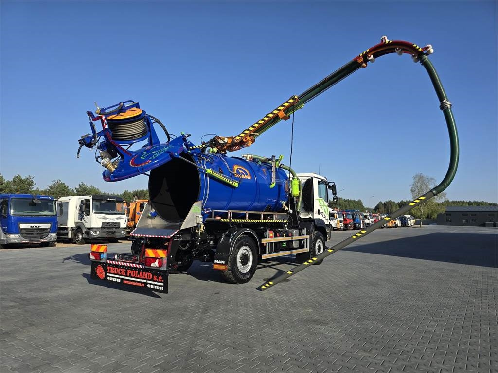 MAN TGM 4x4 GAMON PW8 for collecting liquid waste sepa - Camion hydrocureur: photos 1 MAN TGM 4x4 GAMON PW8 for collecting liquid waste sepa - Camion hydrocureur: photos 1