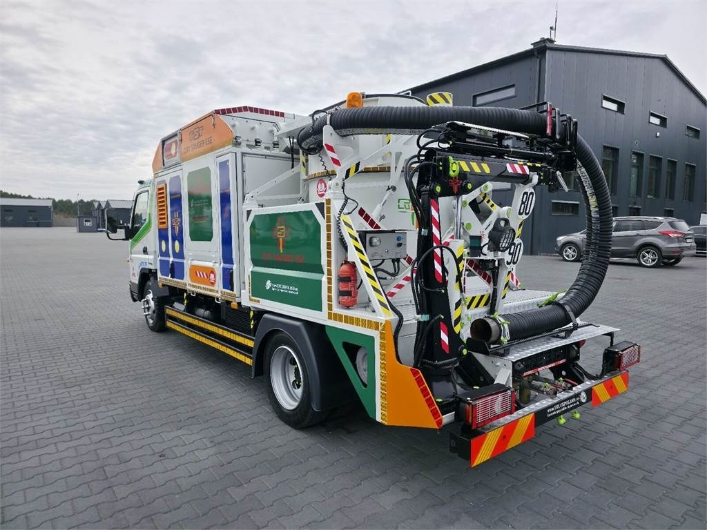 Mitsubishi CANTER odkurzacz koparka ssąca Saugbagger CITY SAU - Pelle: photos 5 Mitsubishi CANTER odkurzacz koparka ssąca Saugbagger CITY SAU - Pelle: photos 5