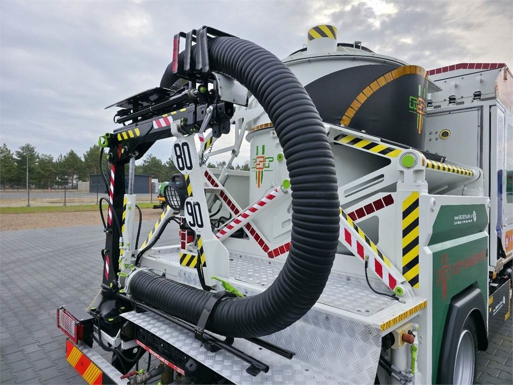 Camion hydrocureur Mitsubishi CANTER odkurzacz koparka ssąca Saugbagger CITY SAU: photos 18