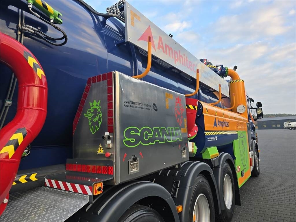 Scania Amphitec VORTEX G2 ATEX suction and blowing vacuum - Camion hydrocureur: photos 2 Scania Amphitec VORTEX G2 ATEX suction and blowing vacuum - Camion hydrocureur: photos 2