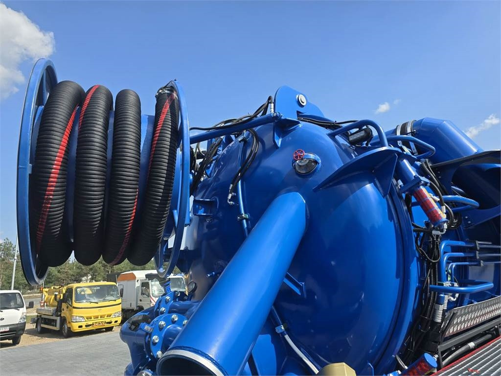 Camion hydrocureur Scania KAISER EUR-MARK PL 8 Vacuum suction-blowing loader: photos 19 Camion hydrocureur Scania KAISER EUR-MARK PL 8 Vacuum suction-blowing loader: photos 19