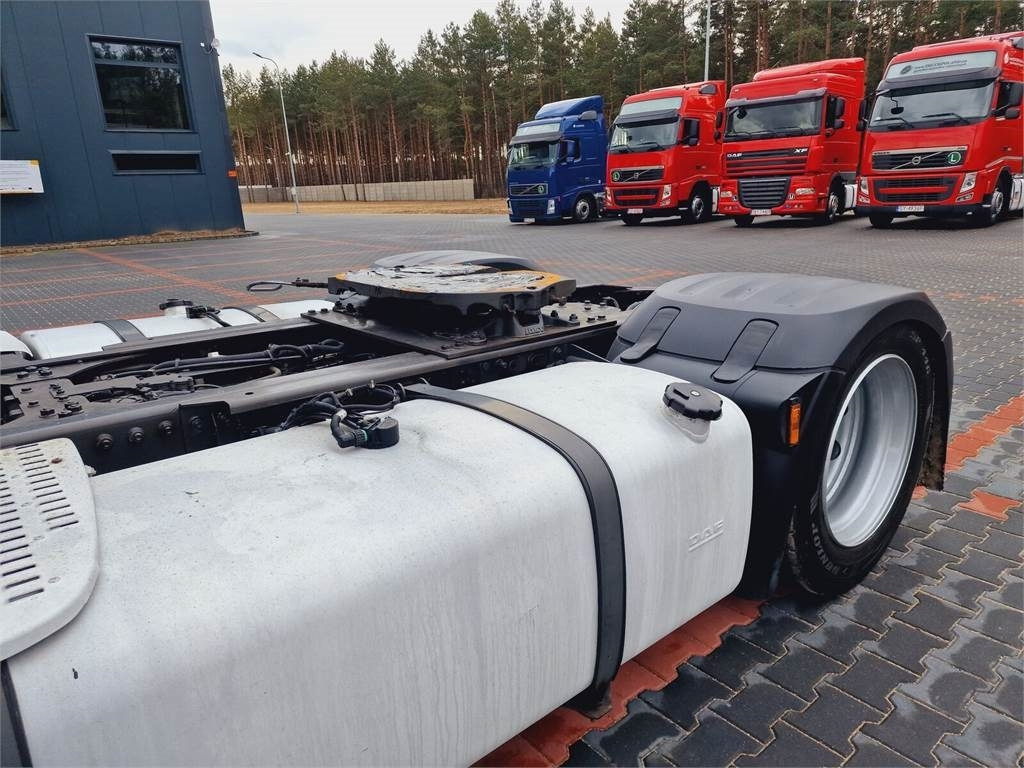 Tracteur routier DAF XF 106 460: photos 10