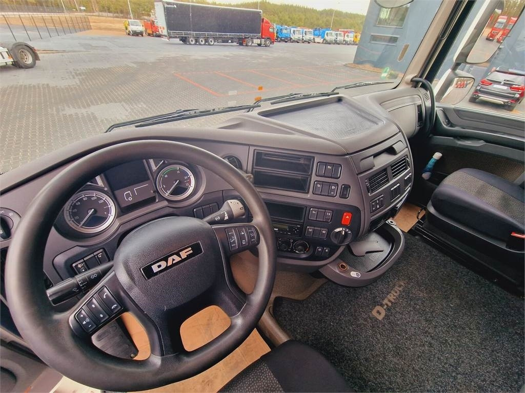 Tracteur routier DAF XF 106 460: photos 21
