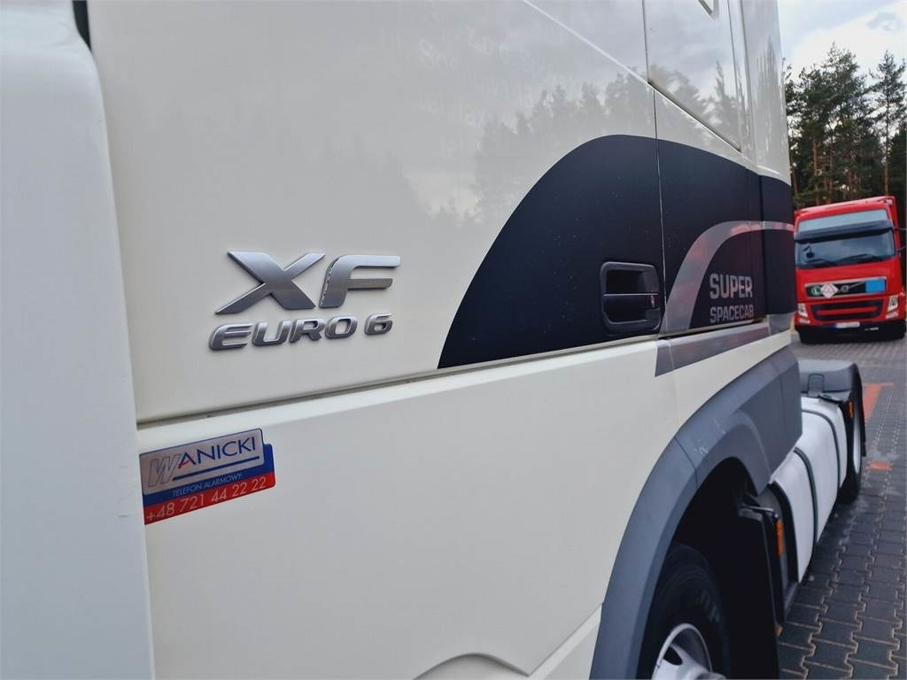 Tracteur routier DAF XF 106 460: photos 8
